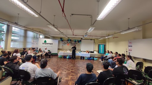 Dia Nacional do Surdo é celebrado na Unipampa com a realização de um encontro em homenagem aos surdos de Alegrete Dia Nacional do Surdo é celebrado na Unipampa com a realização de um encontro em homenagem aos surdos de Alegrete