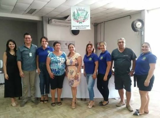 Palestrantes e participantes do evento. Palestrantes e participantes do evento.