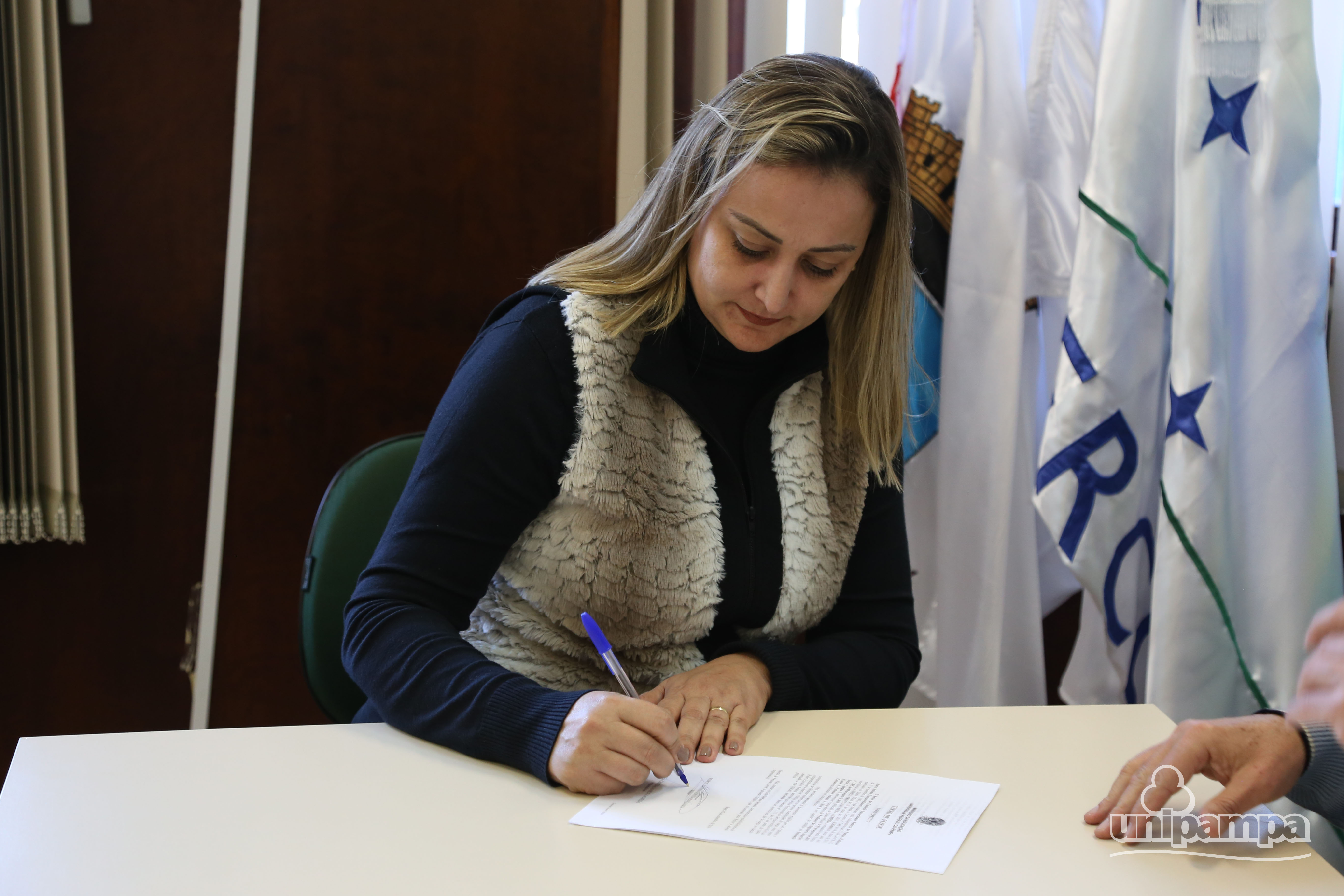 Unipampa recebe novos professores durante cerimônia oficial (Foto: Ronaldo Estevam) Unipampa recebe novos professores durante cerimônia oficial