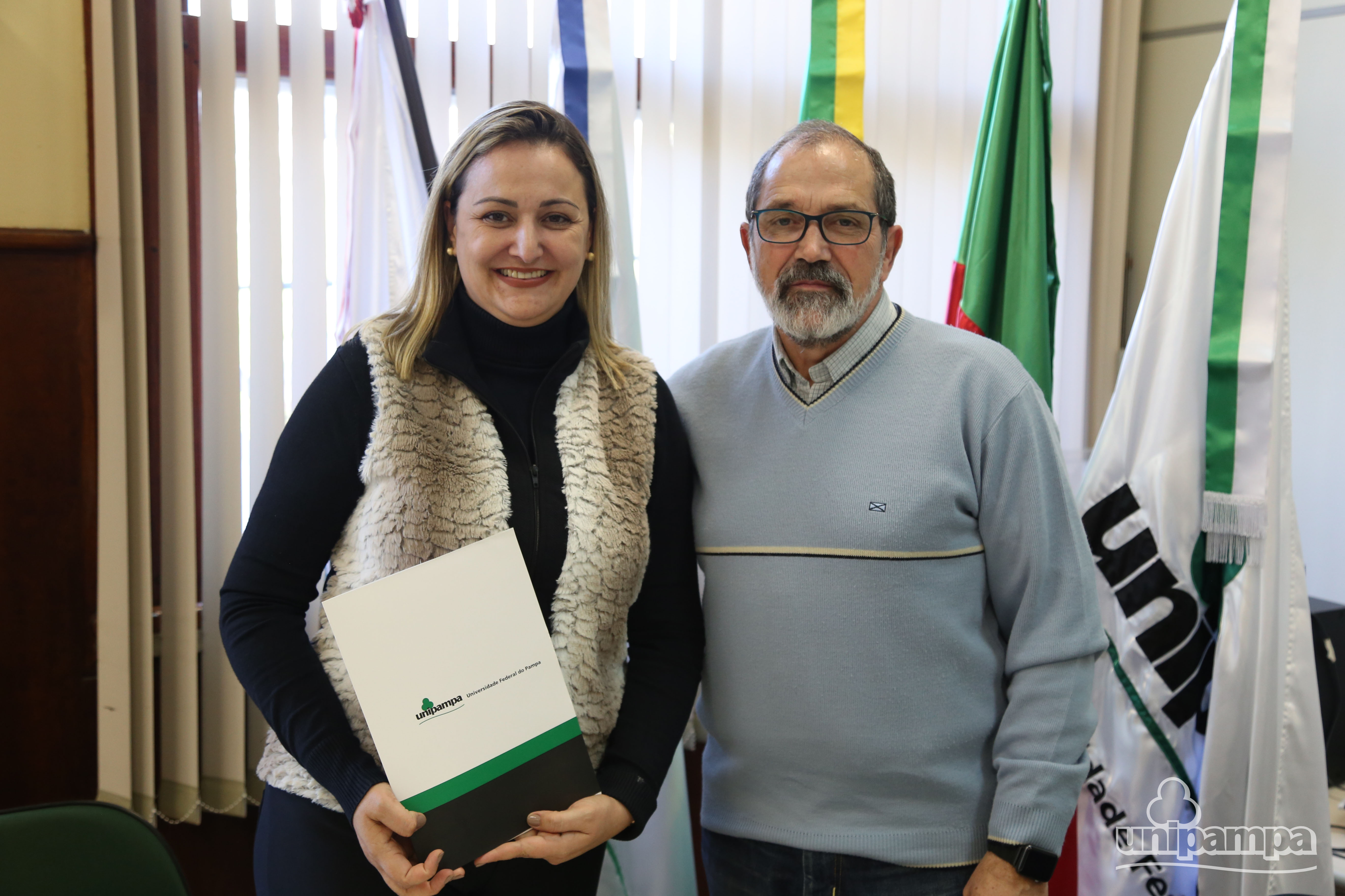 Unipampa recebe novos professores durante cerimônia oficial (Foto: Ronaldo Estevam) Unipampa recebe novos professores durante cerimônia oficial