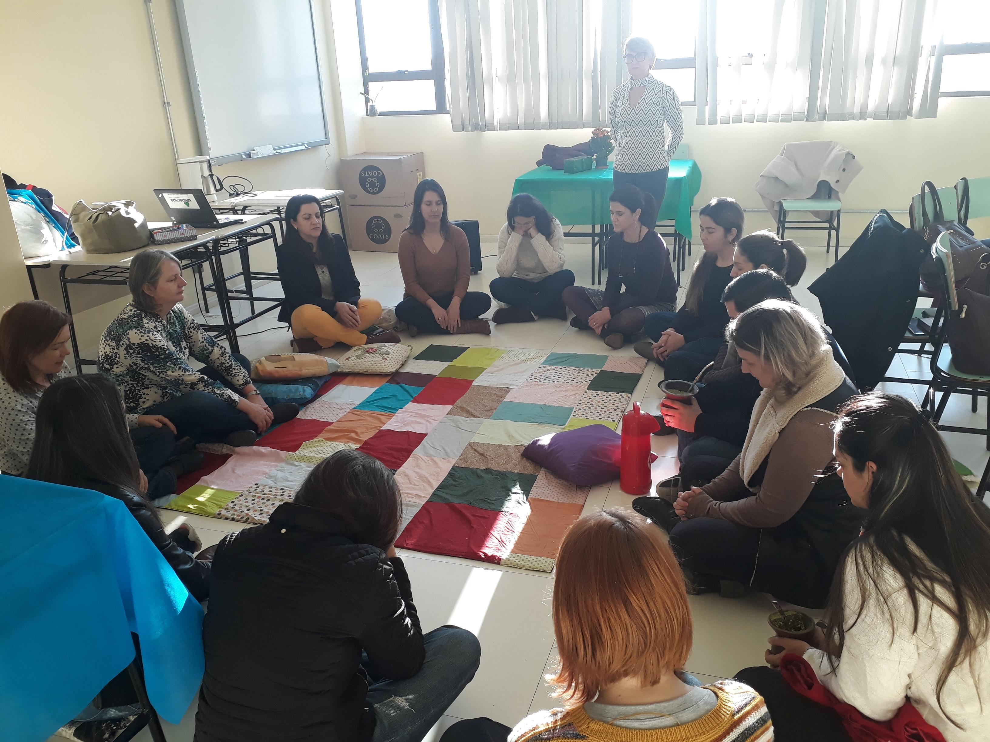 Grupo reunido em atividades do I Seminário da Residência Pedagógica na Unipampa