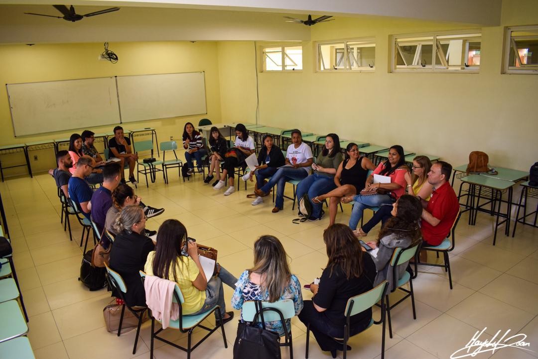 Participantes interagindo em uma Roda de Conversação do III SIP - Foto: Mayckel Jean Moreira Silva