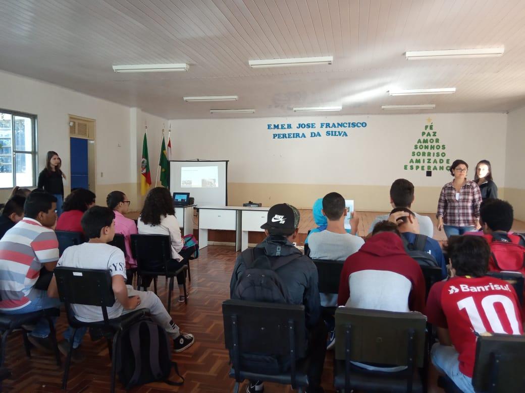 Educação ambiental e saúde pública são temas de ciclo de palestras em Uruguaiana