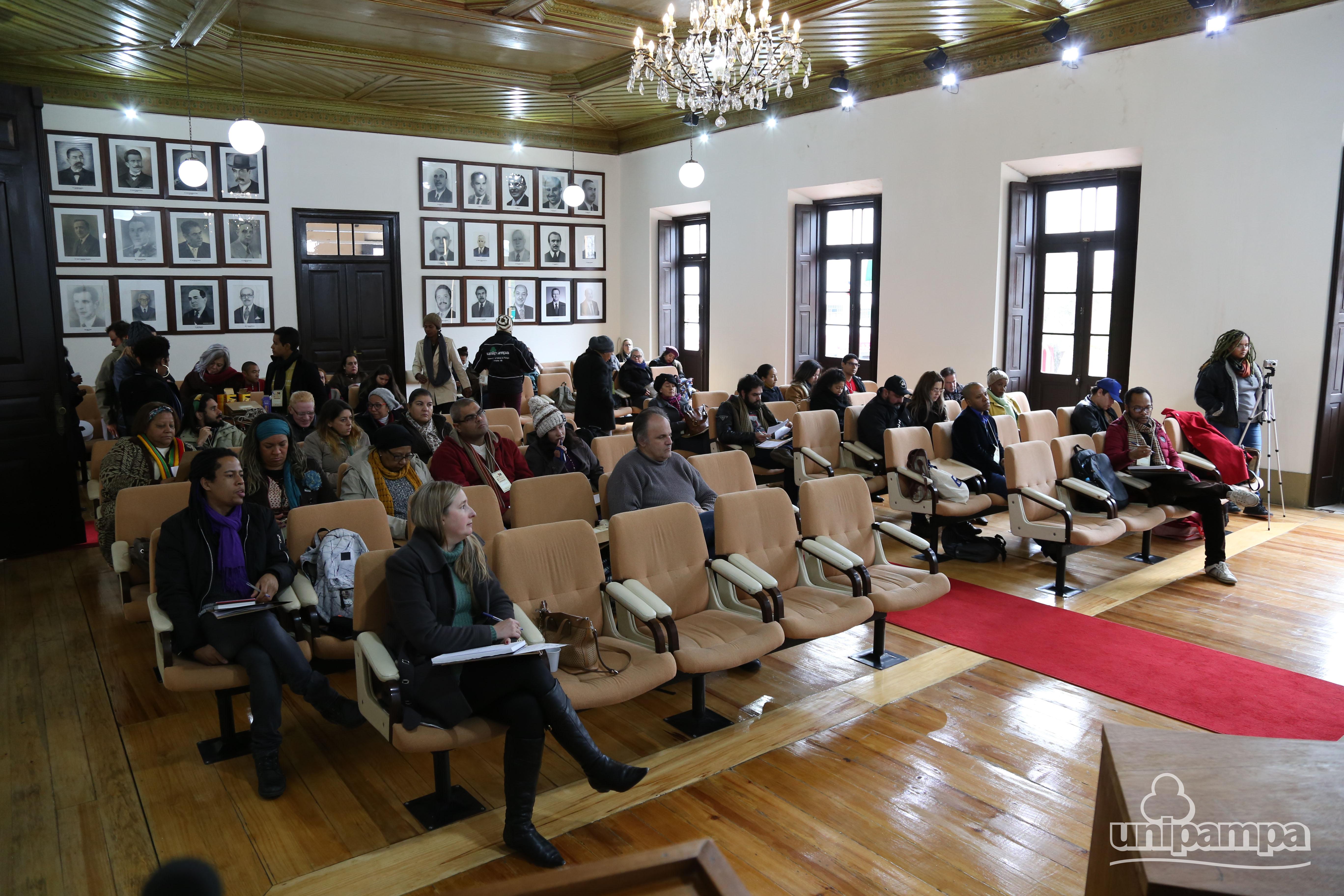Fórum aconteceu no Salão Nobre da Prefeitura de Bagé - Foto Ronaldo Estevam
