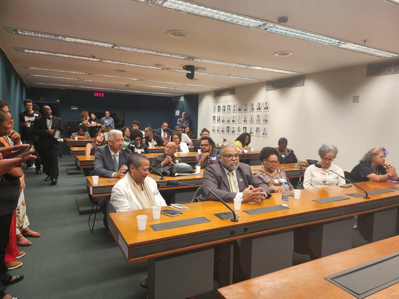 Reitor da Unipampa participa de reunião com lideranças da Bancada Negra do Congresso Nacional