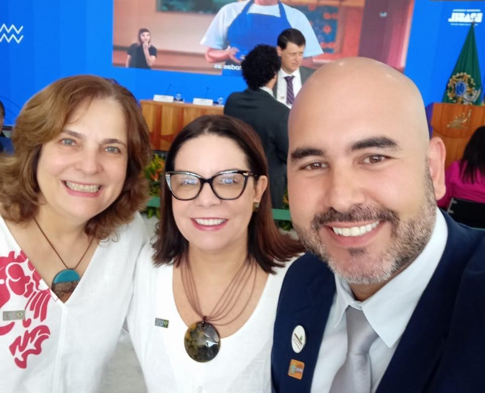 Presidente da Andifes, Márcia Abrahão, a secretária da Educação Superior, Denise Pires, e o reitor da Unipampa, Edward  Pessano
