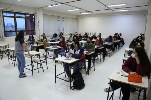 Primeiro dia de aula presencial no Campus Bagé, após as restrições impostas pela pandemia de covid-19 - Foto: Ronaldo Estevam